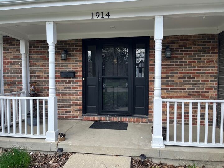 Property Photo: 1914 Howard Street IL 60187