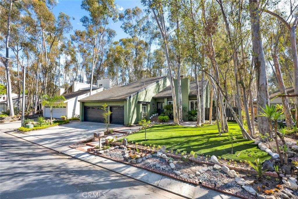 Property Photo:  24952 Singingwoods  CA 92630 