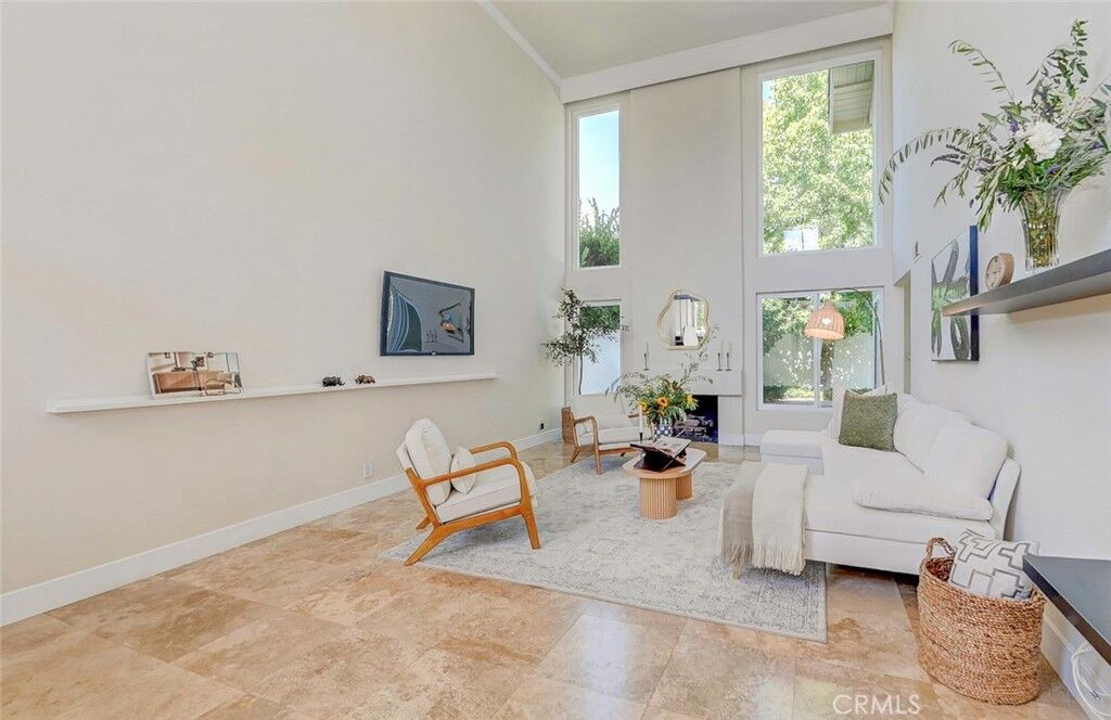 Property Photo: 5031 Corkwood CA 92612