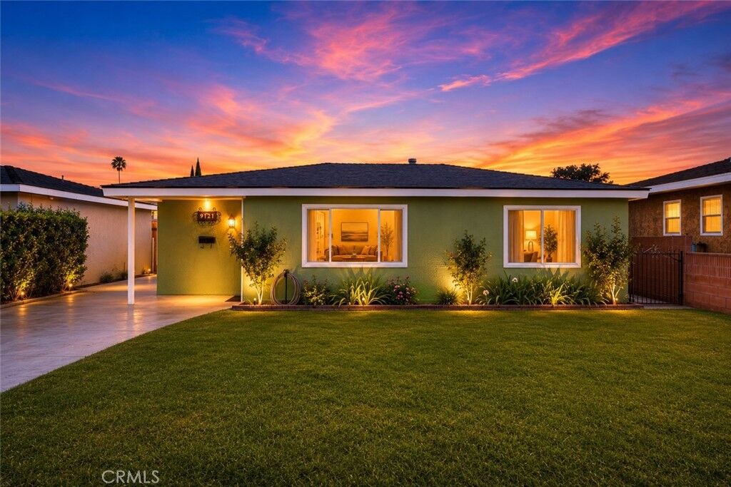 Property Photo:  9121 Bradhurst  CA 90660 
