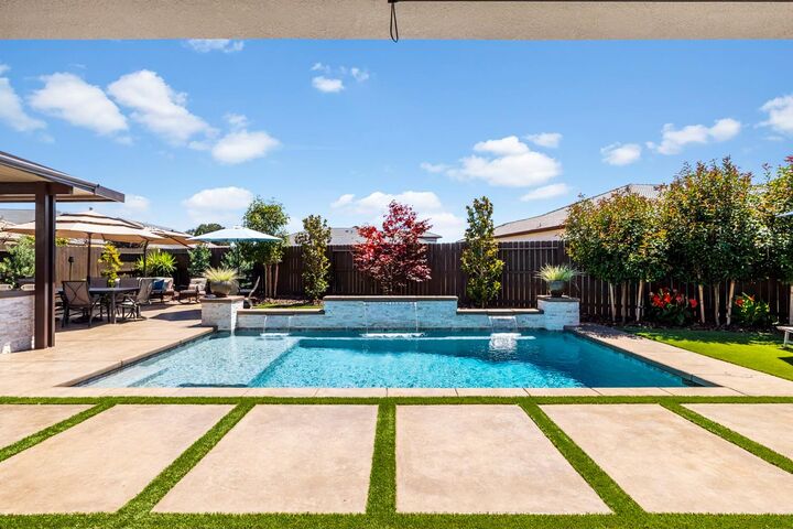 Property Photo: 4971 Royal Lily Avenue CA 95747