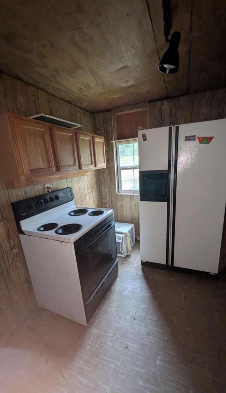 Property Photo: 119 Washington Ave TN 38320