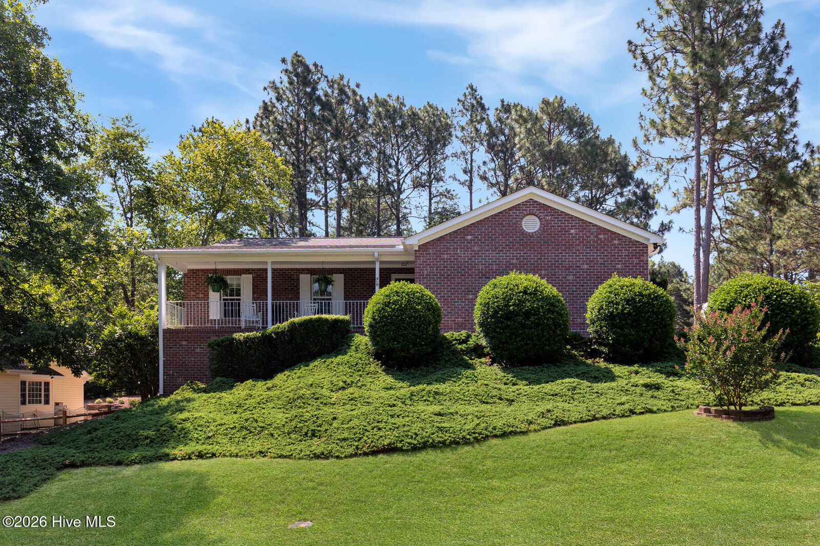 Property Photo: 315 Sandhills Circle NC 28374