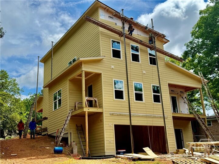 Property Photo: 520 Rivermont Road GA 30606