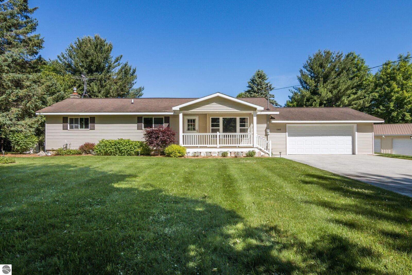 Property Photo: 1343 E Sparling Road MI 49649