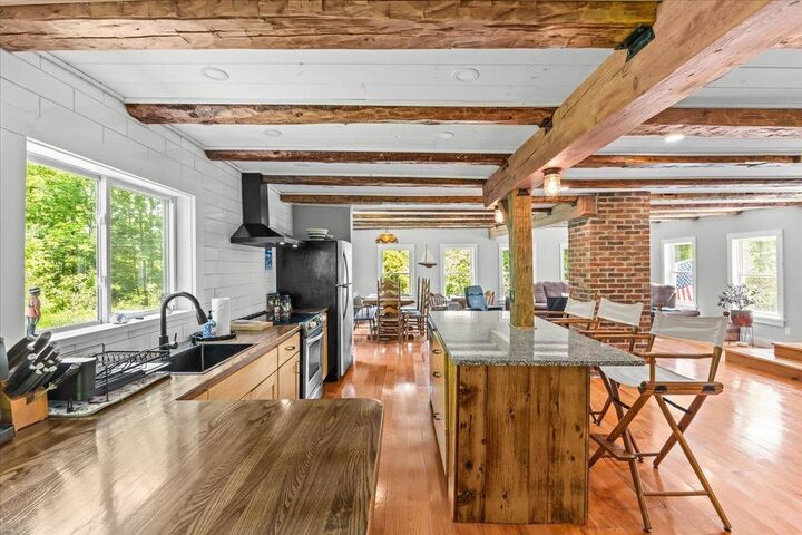 Property Photo: 488 Beach Road VT 05661