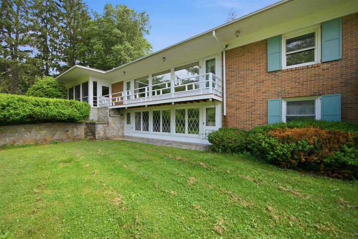 Property Photo:  30 Skyline Drive  NH 03249 
