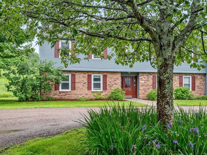 Property Photo:  79 Independence Green  VT 05602 