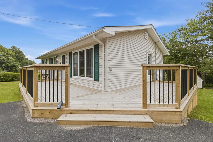 Property Photo:  35 Smokey Drive  NS B4C 3B5 