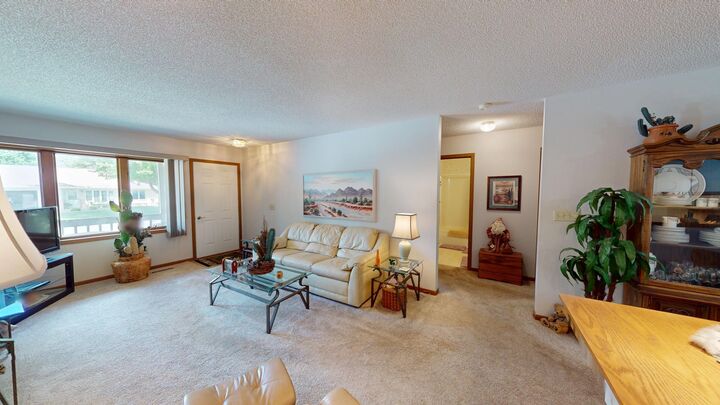 Property Photo: 1845 Greenwood Drive MN 56007