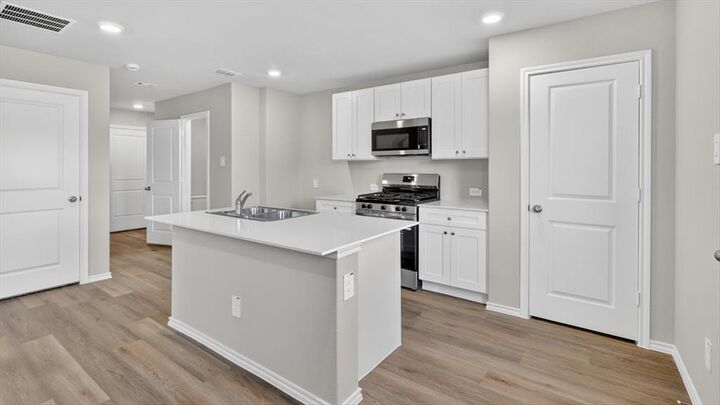 Property Photo: 134 Mach Way TX 76067