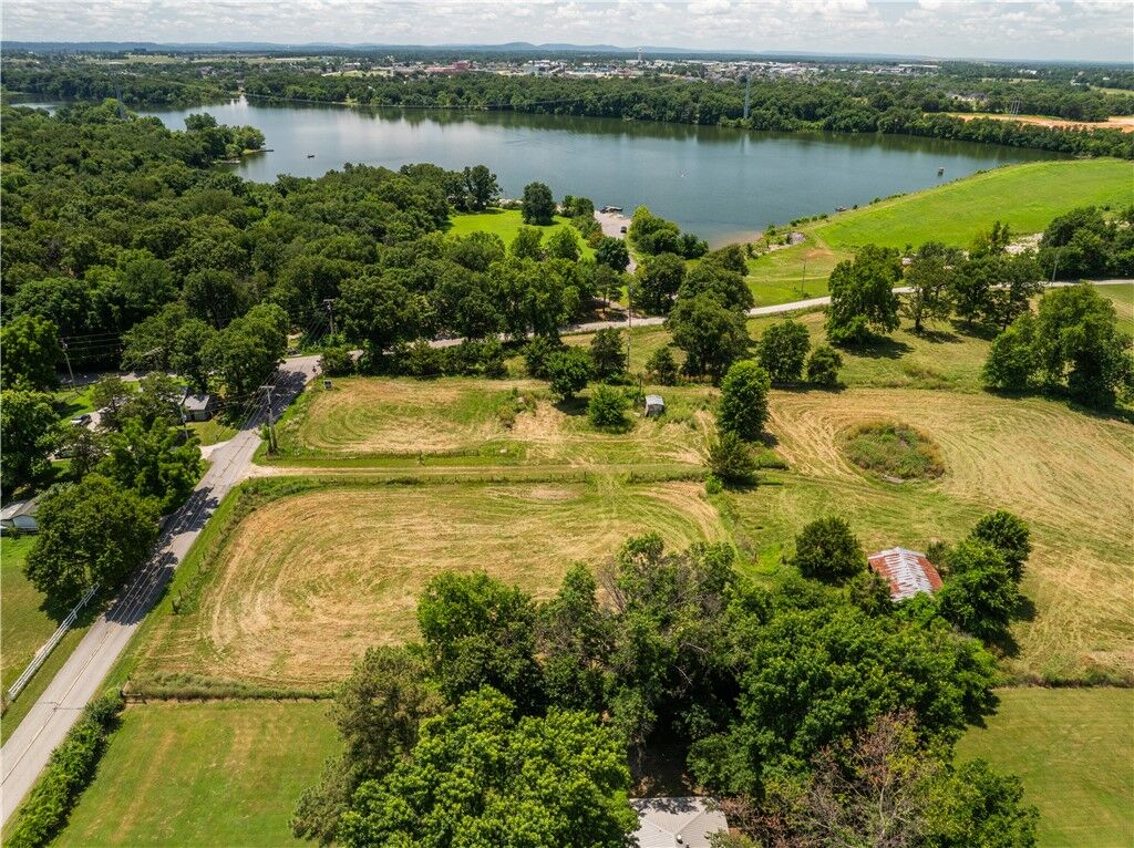 Property Photo:  Tract 2 5 Acres E Lake Road  AR 72762 