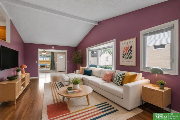 Property Photo: 8480 Lakeview Drive NE 68127