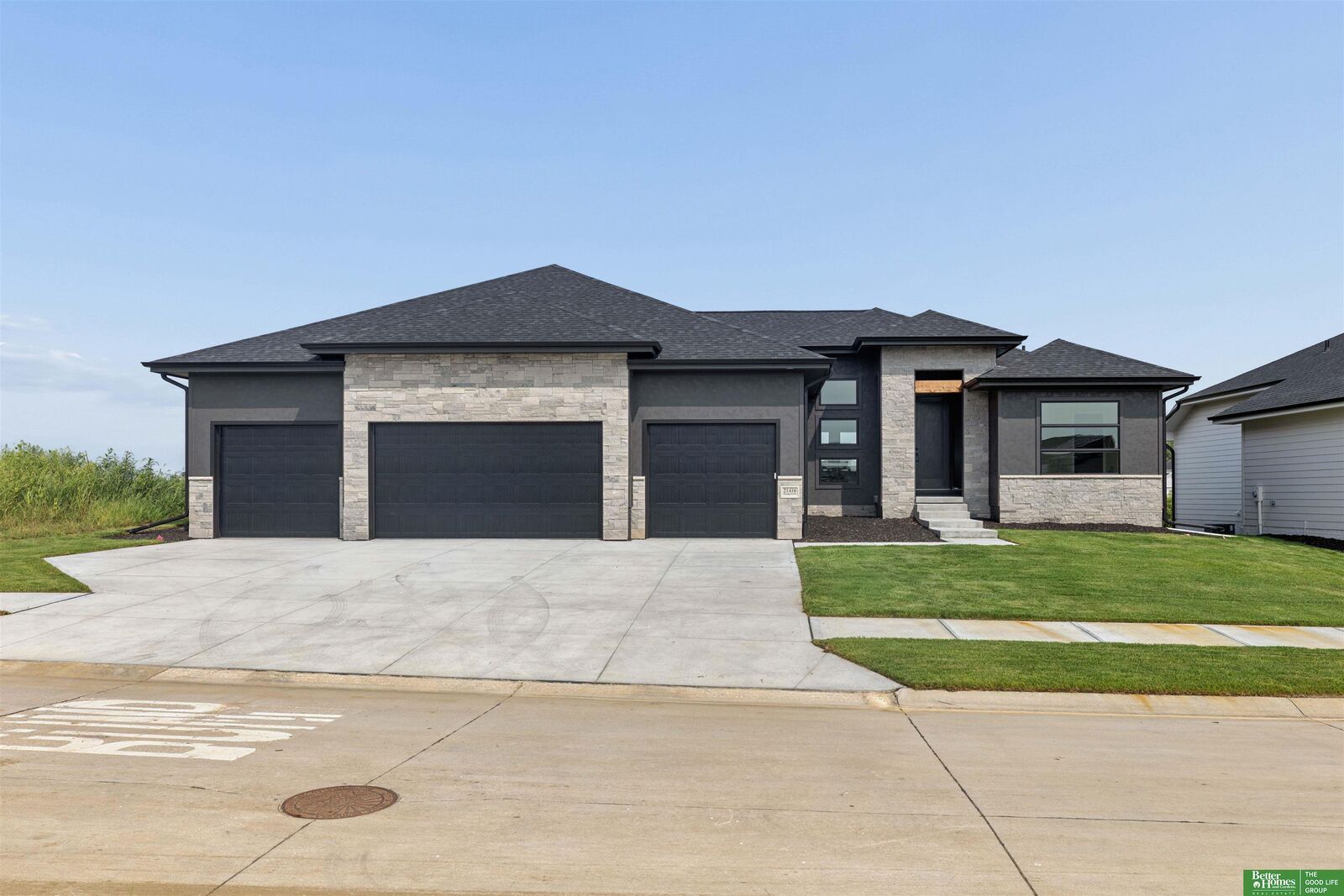 Property Photo: 21416 Morning View Drive NE 68022