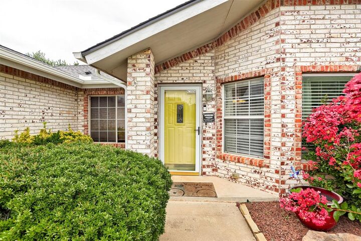 Property Photo: 1701 NW 172nd Street OK 73012