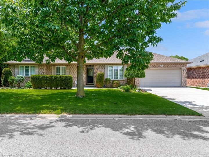 Property Photo: 3900 Sunset Lane ON L0R 2C0