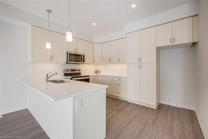 Property Photo: 51 Sparrow Avenue 45 ON N1T 2E2