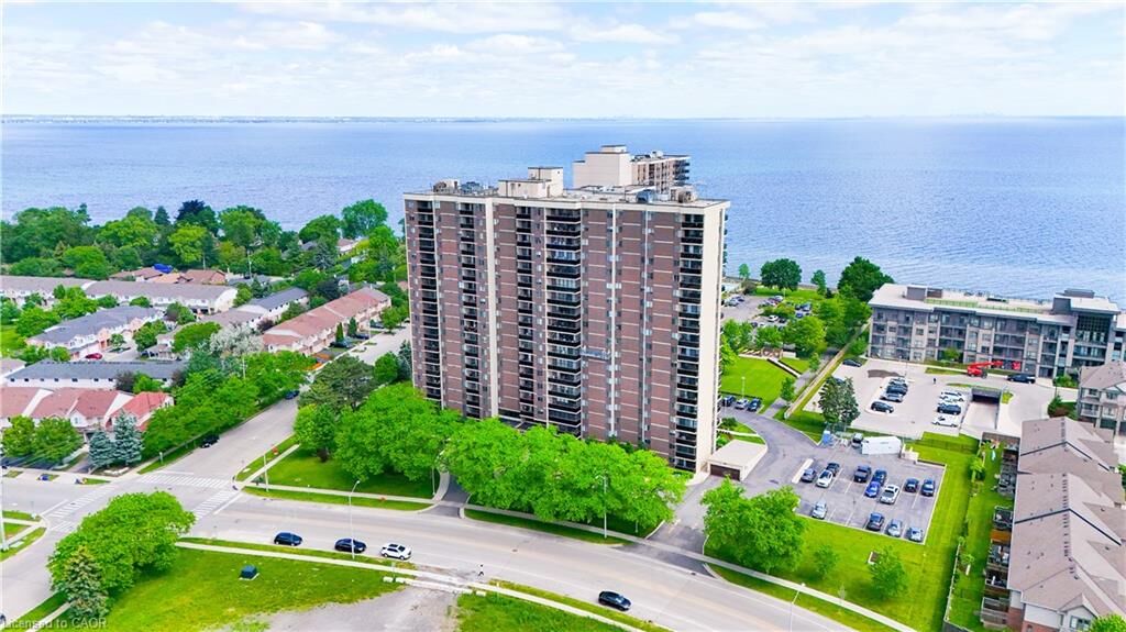 Property Photo:  301 Frances Avenue 802  ON L8E 3W6 