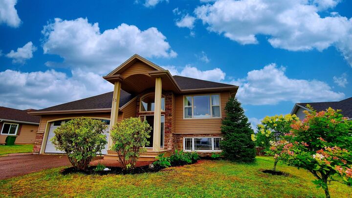Property Photo:  15 Larkspur Street  PE C1B 0H4 