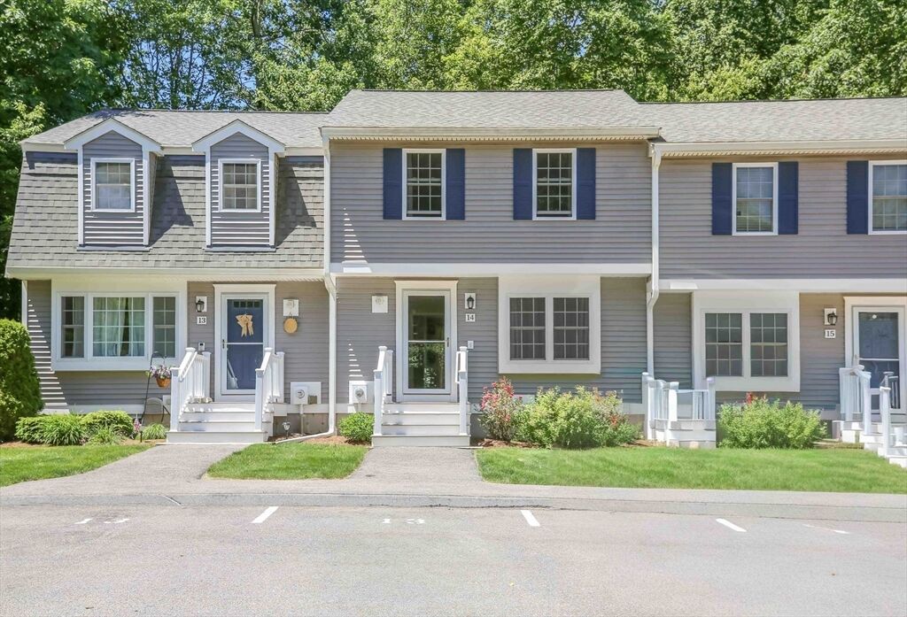Property Photo: 14 Benjamin'S Landing Ln 14 MA 02038