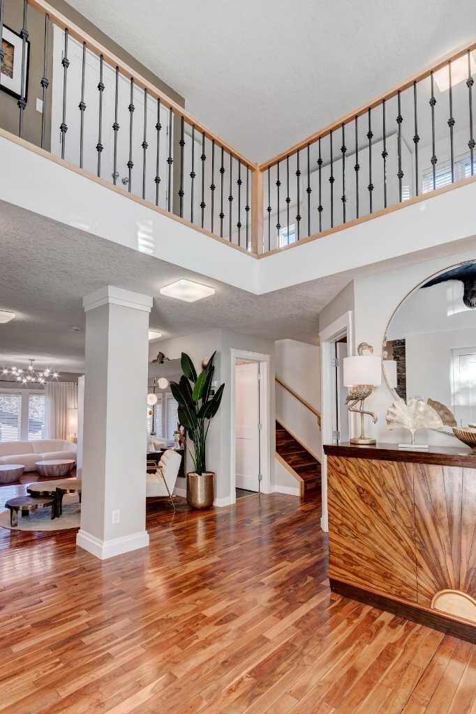 Property Photo: 38 Lissington Drive SW AB T3E 5E1