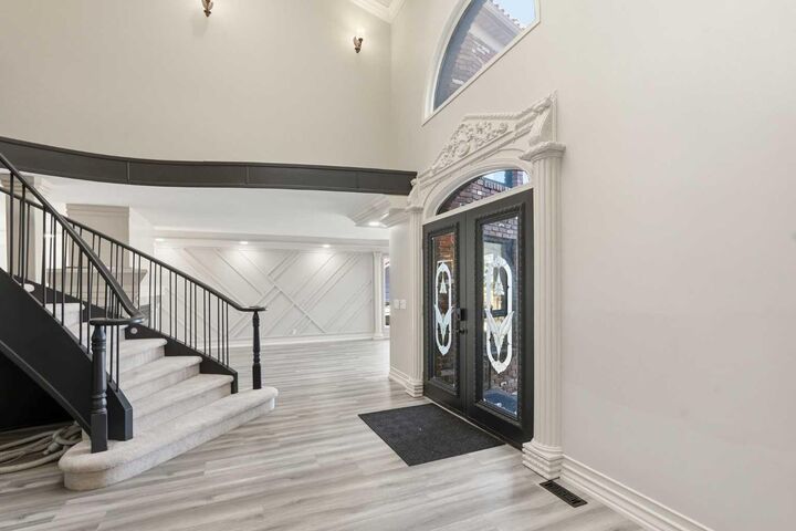 Property Photo: 91 Patterson Crescent SW AB T3J 2B9