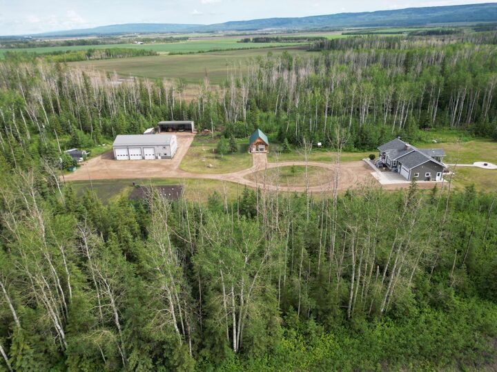 Property Photo: 15425 Hwy 697 AB T0H 2H0
