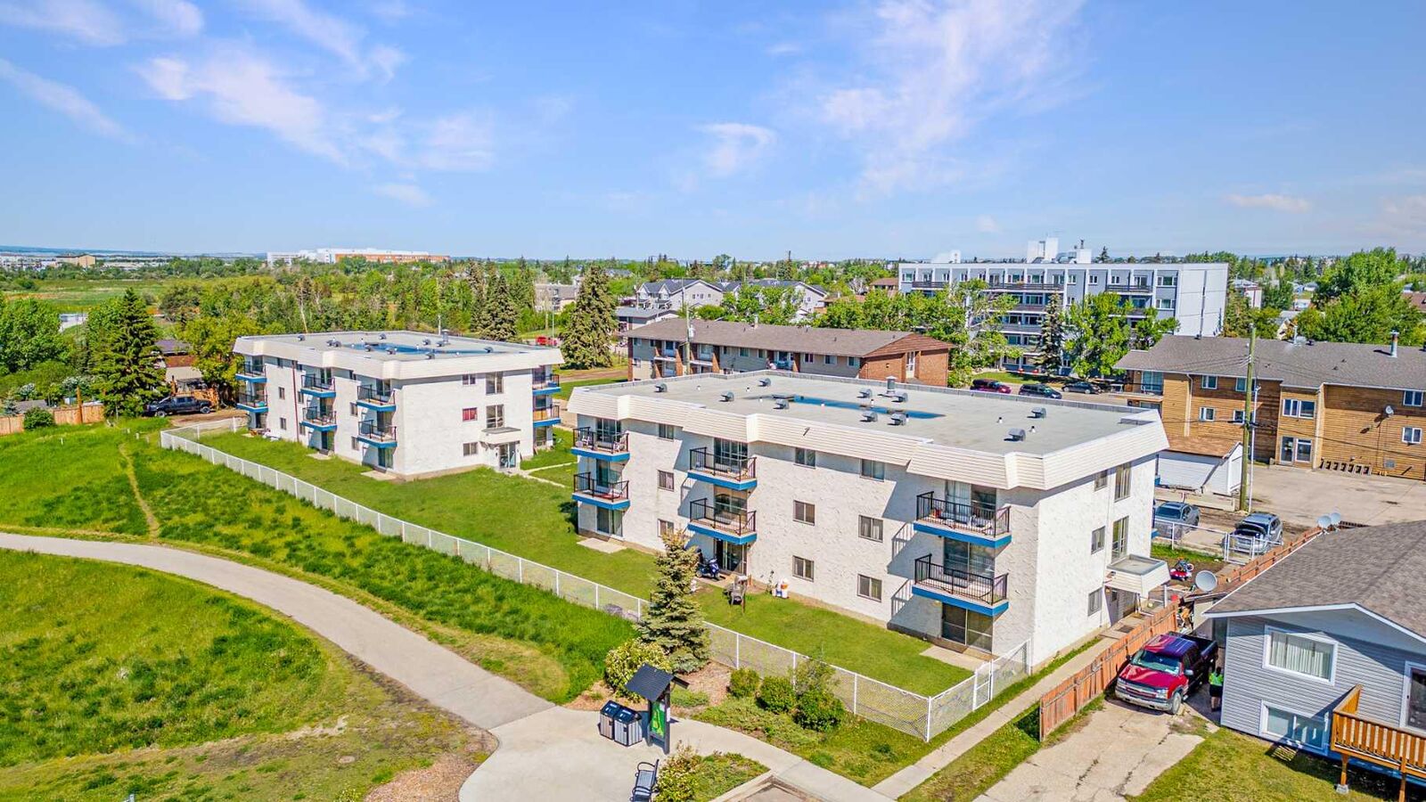 Property Photo:  10505 103 Street 301  AB T8V 3N5 
