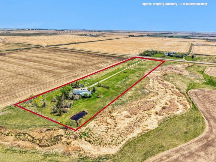 Property Photo: 222082 Highway 817 AB T0J 0M0