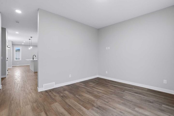 Property Photo:  548 Bridgeport Street  AB T1X 3E6 