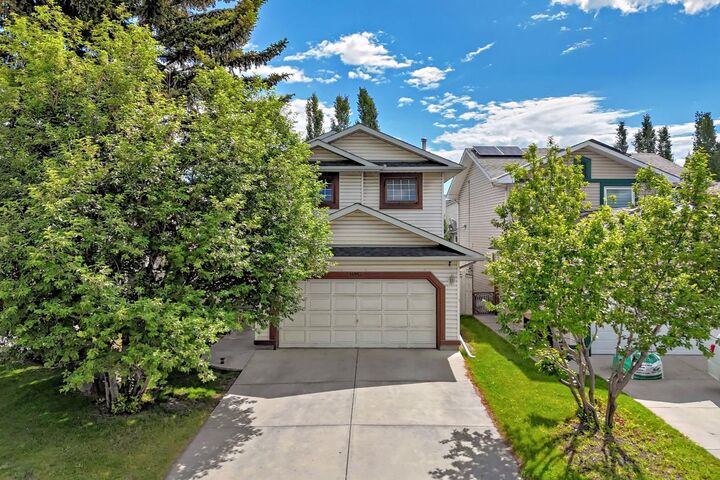 Property Photo: 14954 Mt McKenzie Drive SE AB T2Z 2L4