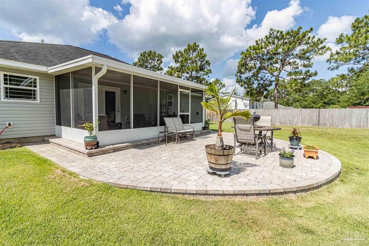 Property Photo:  8270 Molina St  FL 32566 