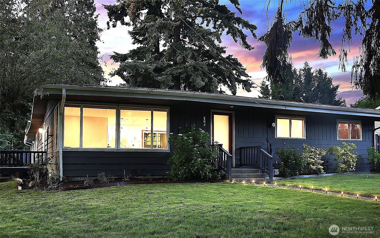 Property Photo:  4902 NE 7th Place  WA 98059 