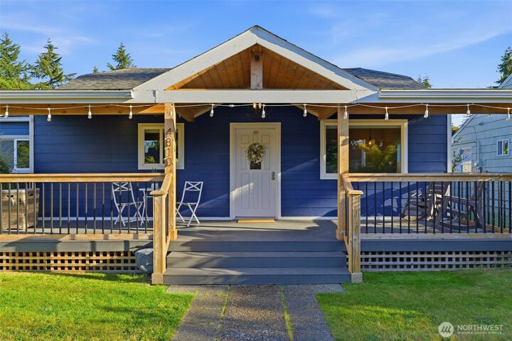 Property Photo:  4810 N 30th Street  WA 98407 