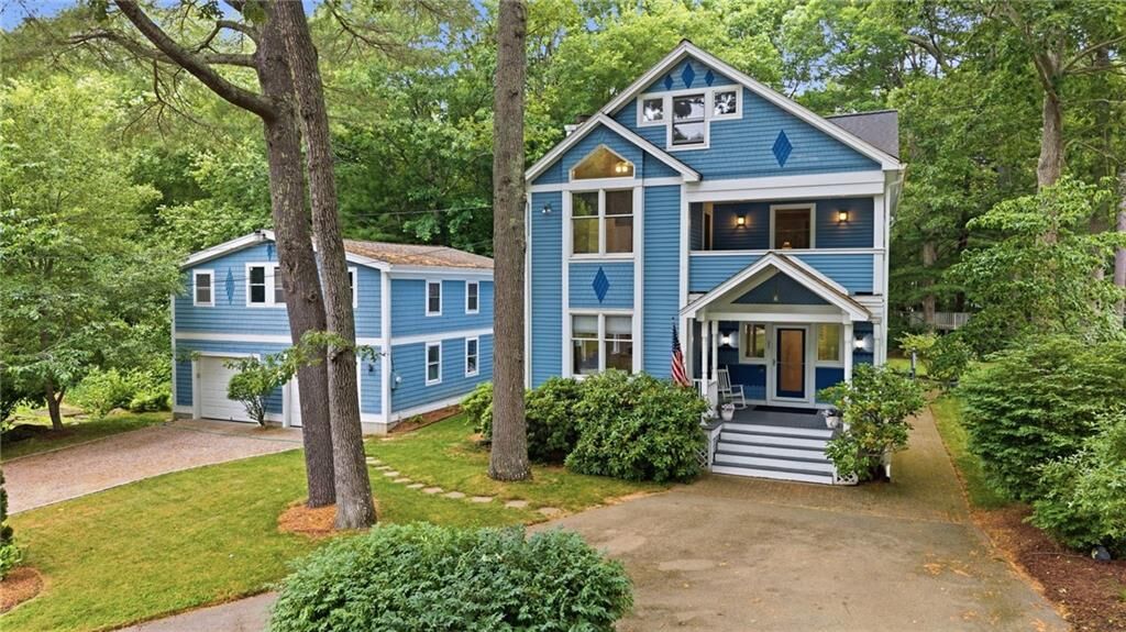 Property Photo: 27 Saratoga Avenue RI 02891