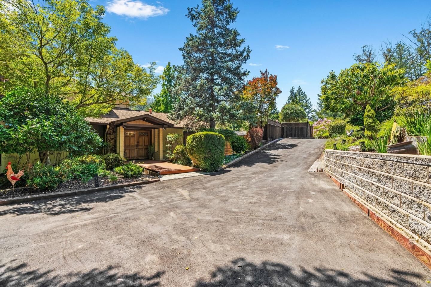 Property Photo:  341 Blackstone Court  CA 95006 