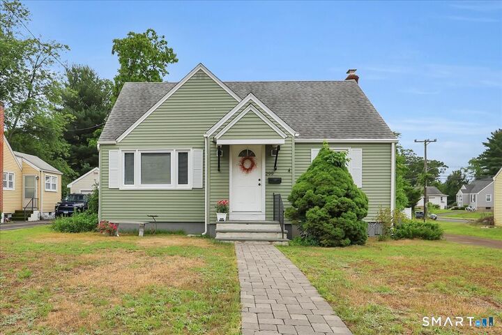 Property Photo:  299 Goodwin Street  CT 06108 