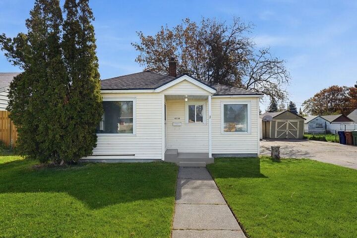Property Photo: 6116 N Lincoln St WA 99205