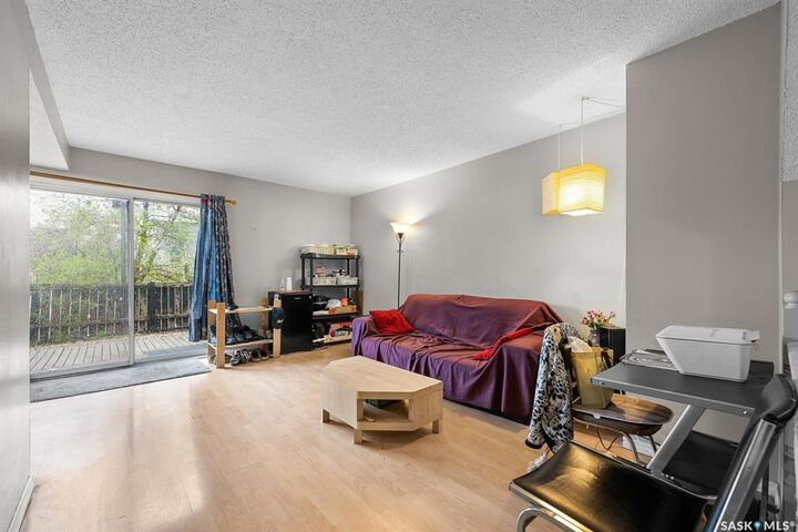 Property Photo: 4220 Castle Road G SK S4S 4W1