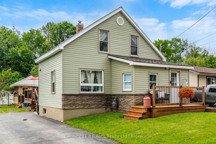 Property Photo:  21 Maple Street  ON L0K 2A0 
