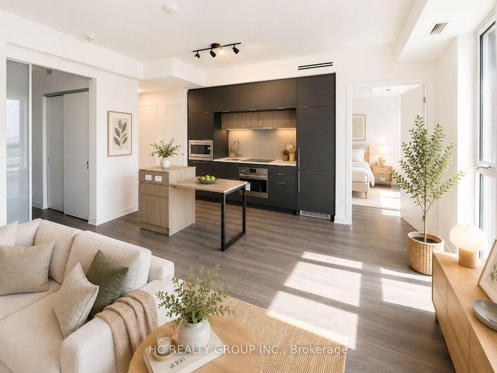 Property Photo:  185 Alberta Avenue 708  ON M6C 0A5 