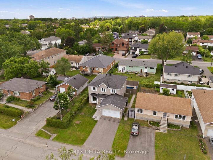 Property Photo: 1791 Queensdale Avenue ON K1T 1J7