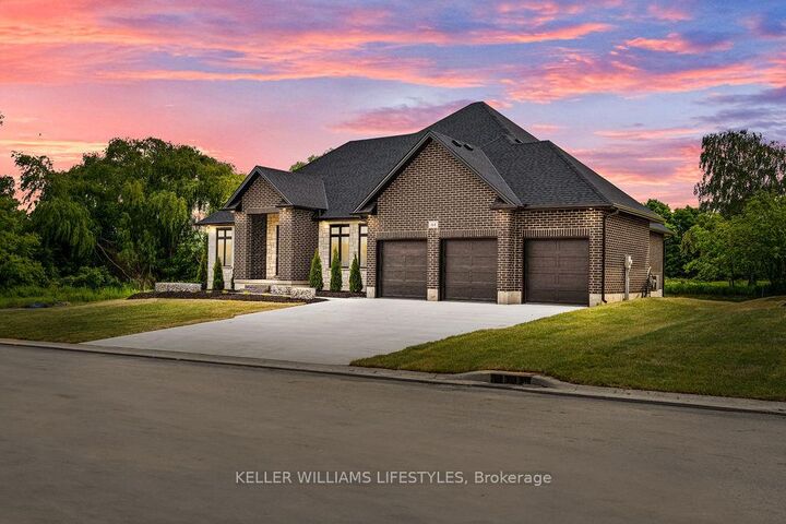 Property Photo: 28 Manning Court ON N0M 1B0