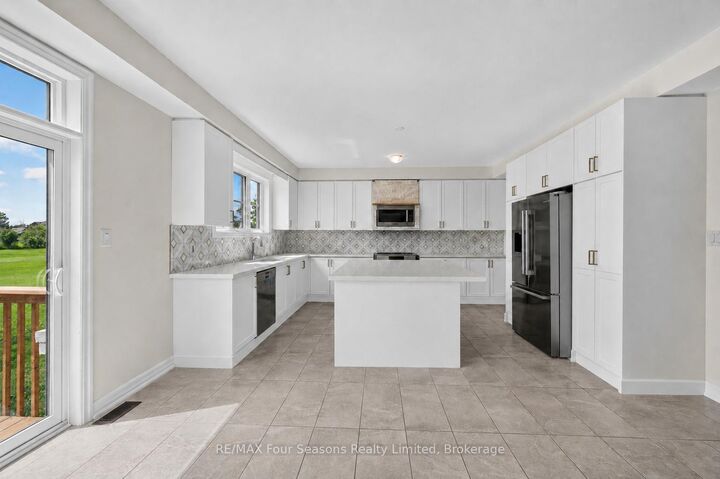 Property Photo: 203 Coates Drive ON L0M 1S0