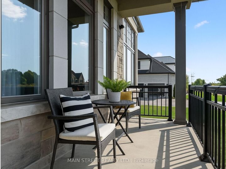 Property Photo: 21 Dexshire Drive ON L1Z 0T8