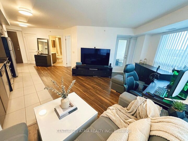 Property Photo: 75 Norman Bethune Avenue 310 ON L4B 0B6