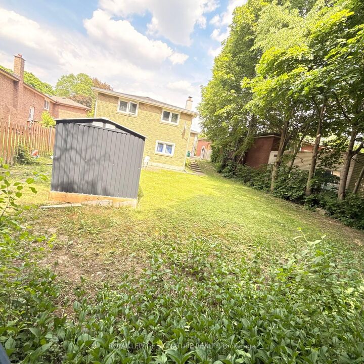 117 Romfield Circuit — photo 1