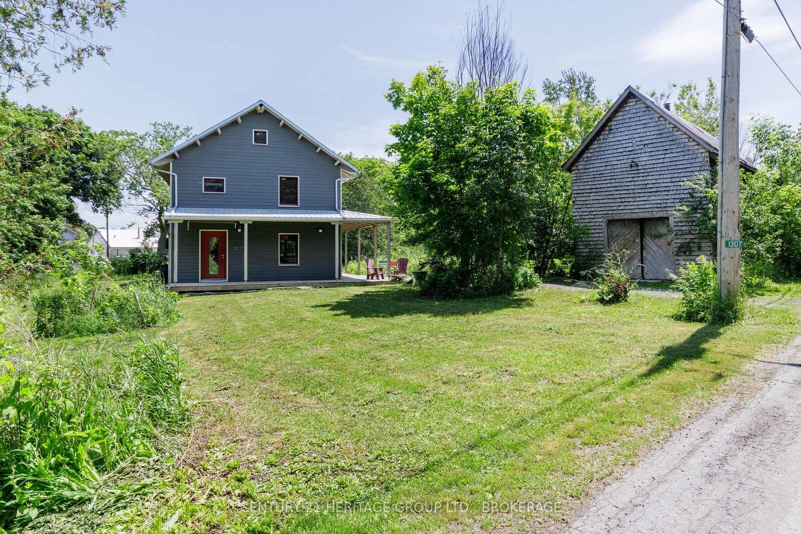 Property Photo: 1307 Going Street ON K0H 2Y0