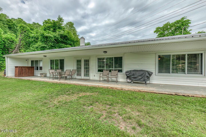 Property Photo: 124 Tolley Lane TN 37650