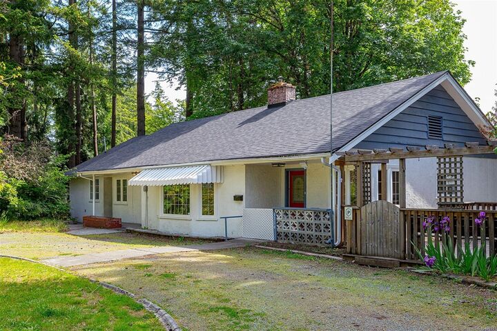 Property Photo: 3056 Gibbins Rd BC V9L 1E4